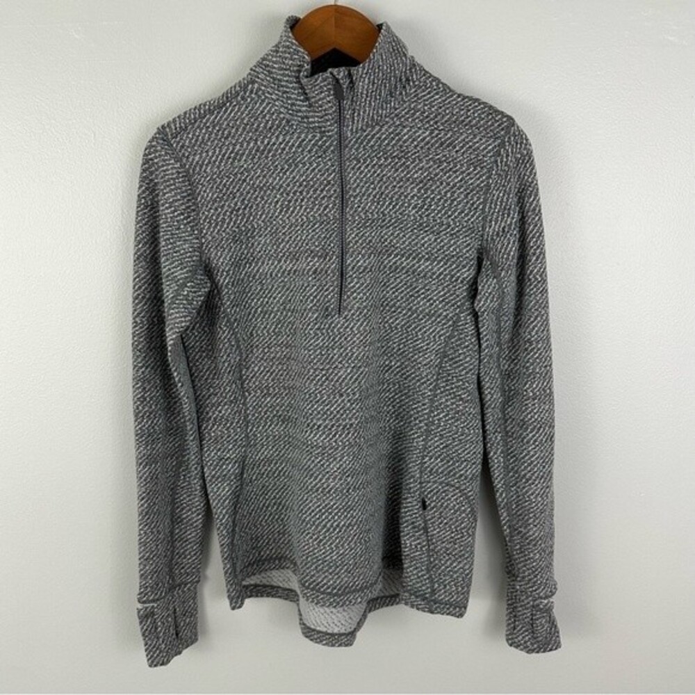 Lululemon Hazy Heathered Outrun 1/2 Zip Athletic Workout Outdoor